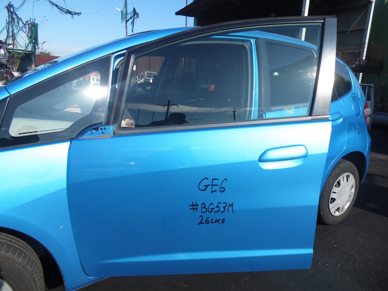 Дверь Honda Fit GE6