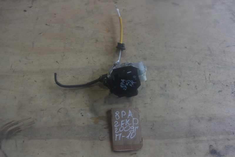 Замок двери Audi A3 8PA