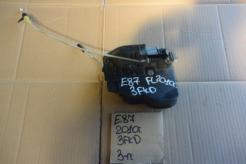 Замок двери BMW 1-series E87