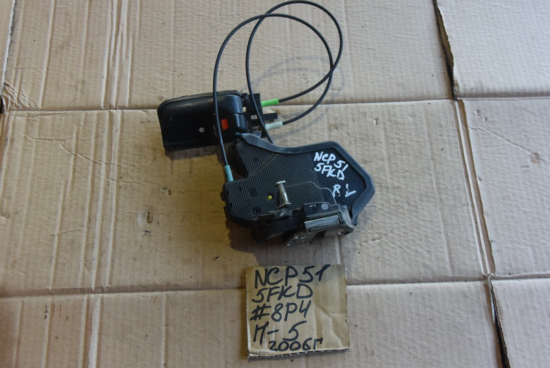 Замок двери Toyota Probox