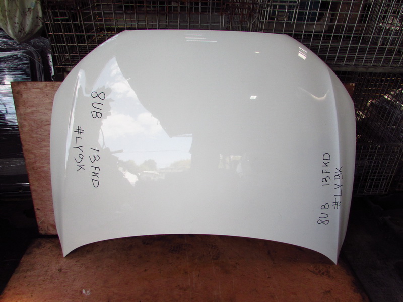 Капот Audi Q3 8UB