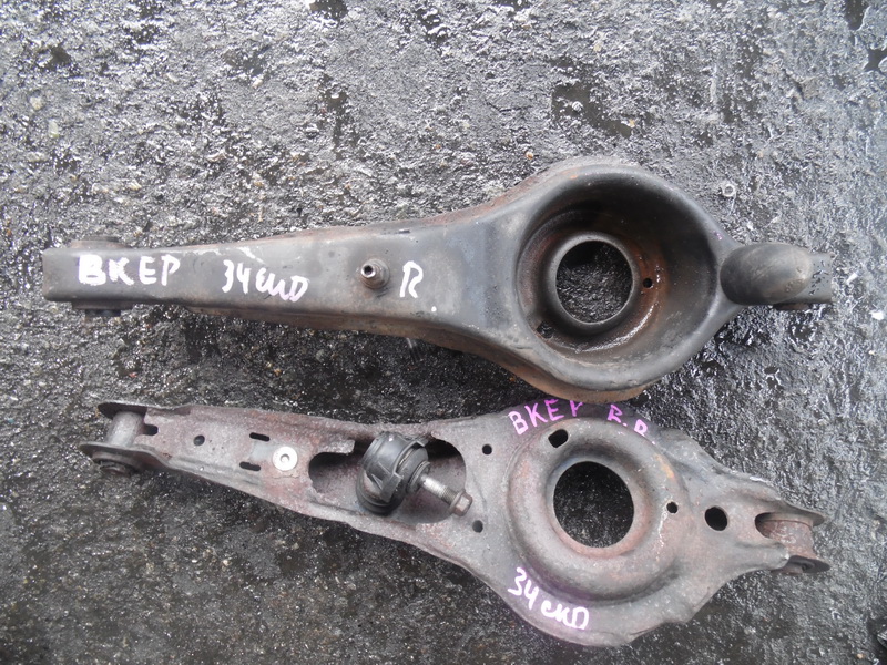 Рычаг Mazda Axela