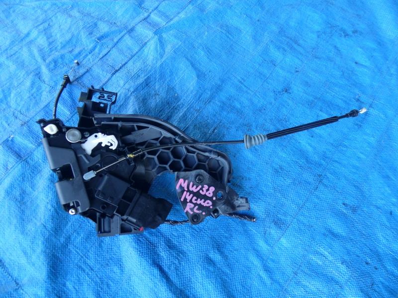 Замок двери Volvo V50