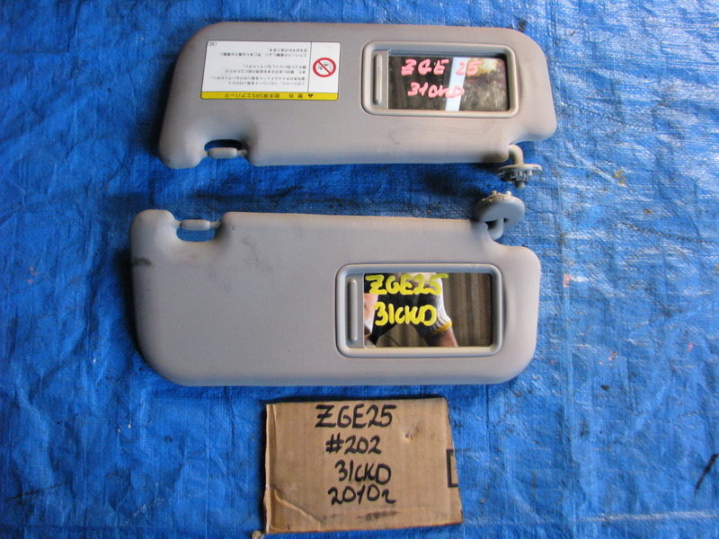 Козырек солнцезащитный Toyota Wish ZGE25