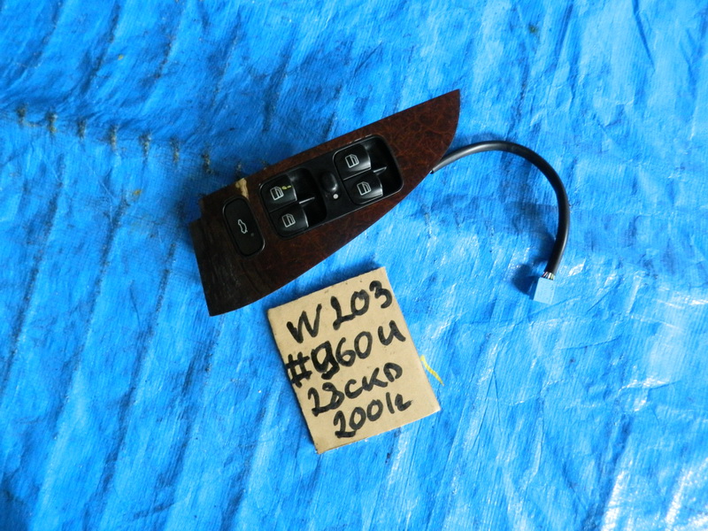 Блок управления стеклоподьемниками Mercedes-benz C-class W203