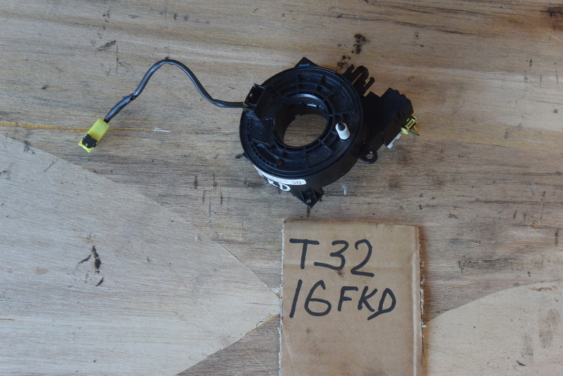 Шлейф подрулевой Nissan X-Trail