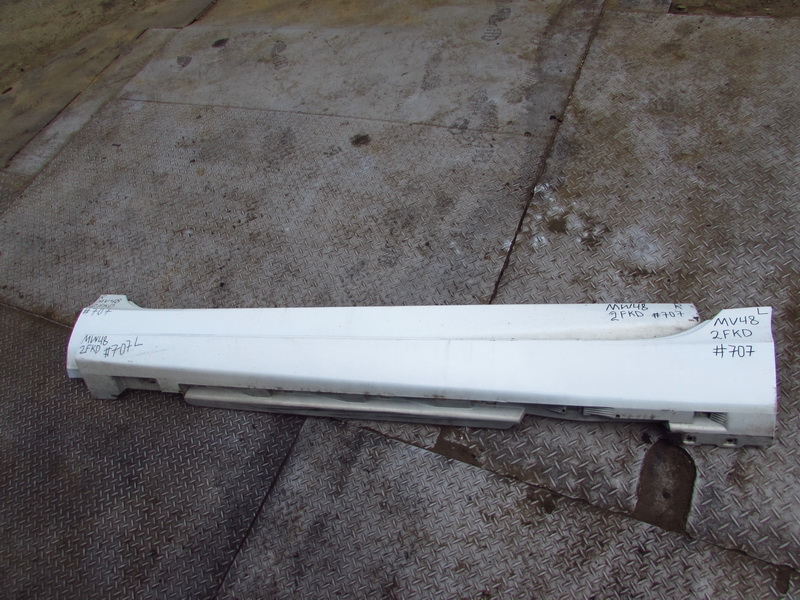 Порог Volvo V40