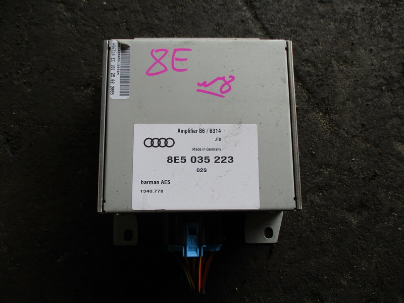 Усилитель магнитофона Audi A4 8EC