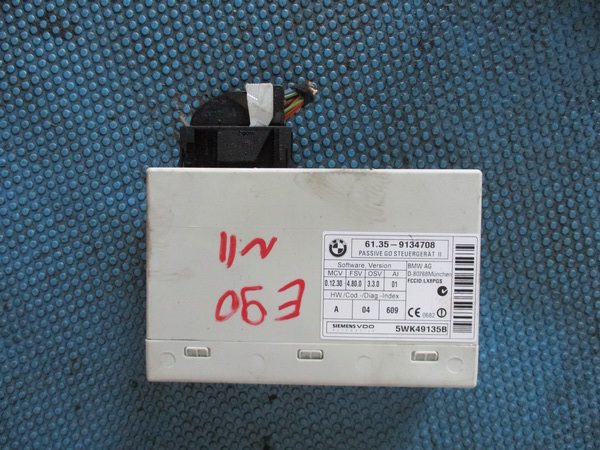 Блок управления подрулевых переключателей BMW 3-series E91