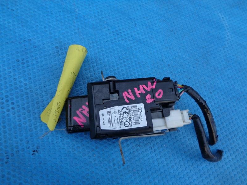 Замок зажигания Toyota Prius