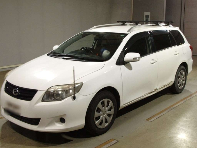 Toyota Corolla Fielder ZRE144