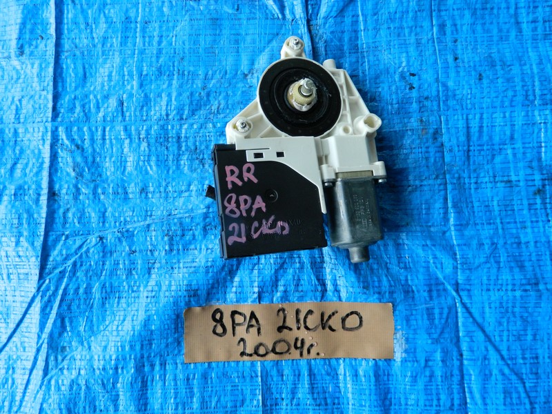 Моторчик стеклоподъёмника Audi A3 8PA