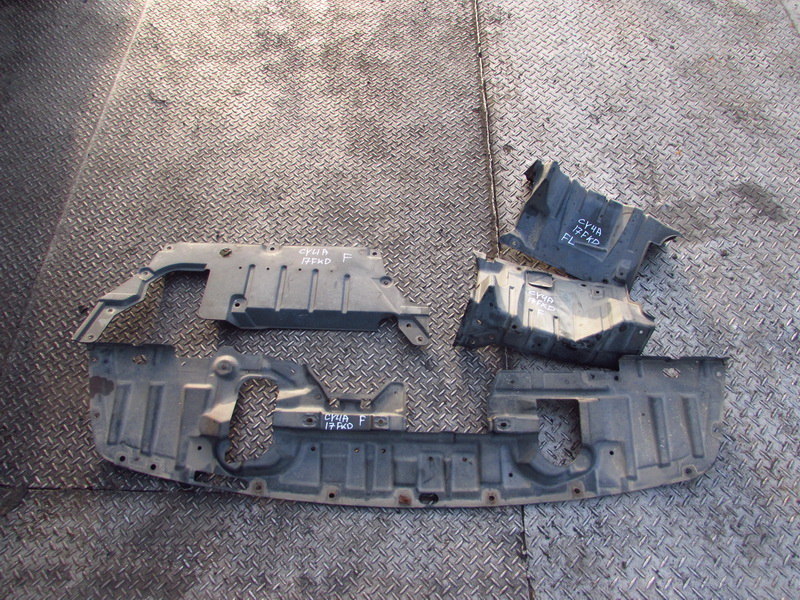 Защита двигателя Mitsubishi Lancer CY4A