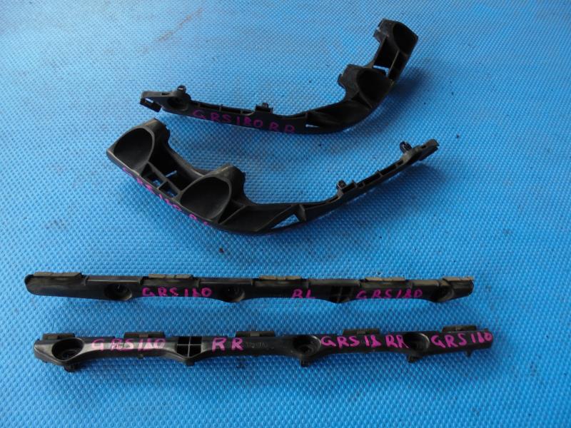 Крепление бампера Toyota Crown