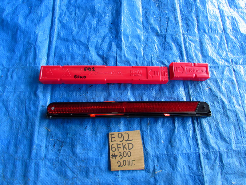 Знак аварийной сигнализации BMW 3-series