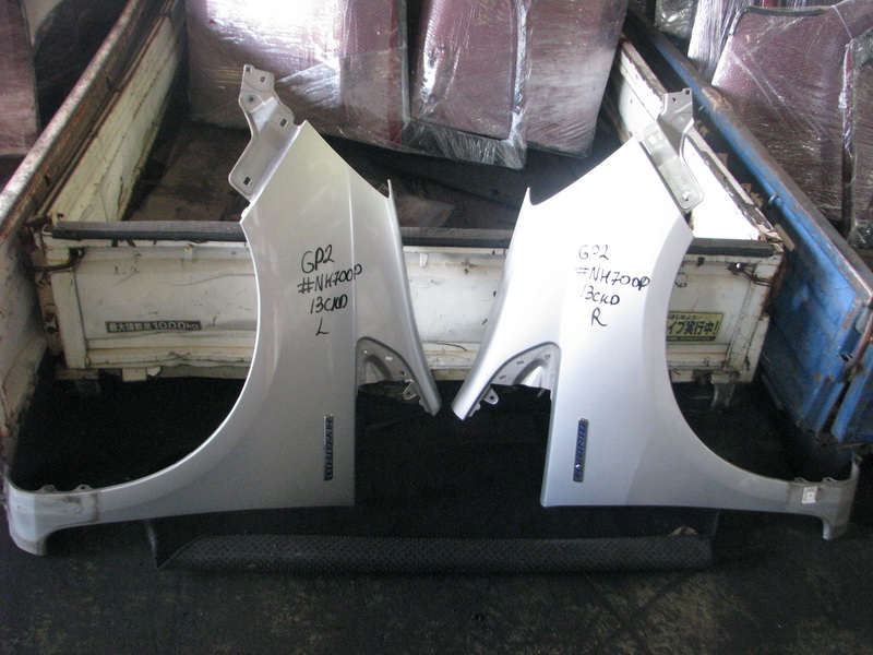 Крыло Honda Fit Shuttle