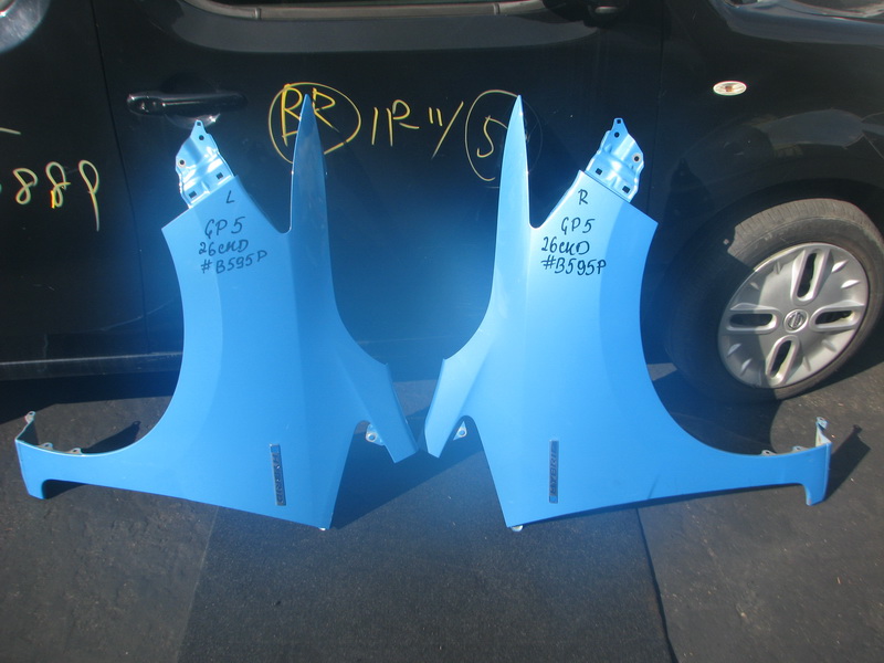 Крыло Honda Fit GP5