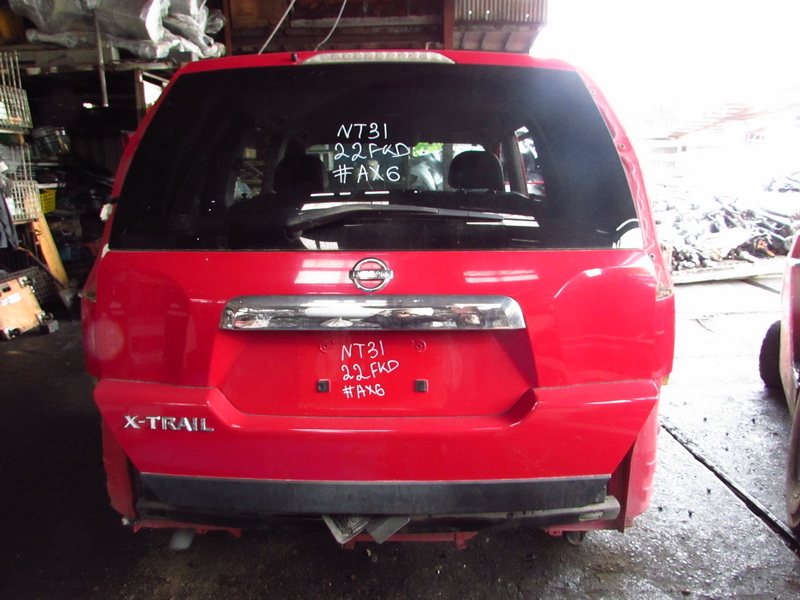 Дверь задняя Nissan X-Trail NT31