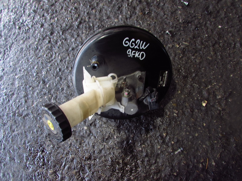 Главный тормозной цилиндр Mitsubishi Outlander