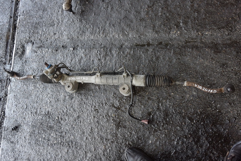 Рулевая рейка Nissan Skyline