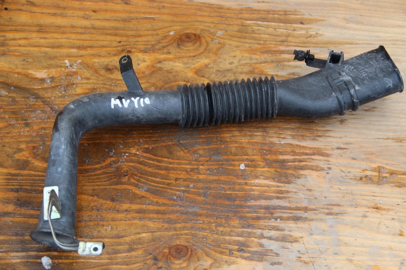 Патрубок Nissan Ad MVY10