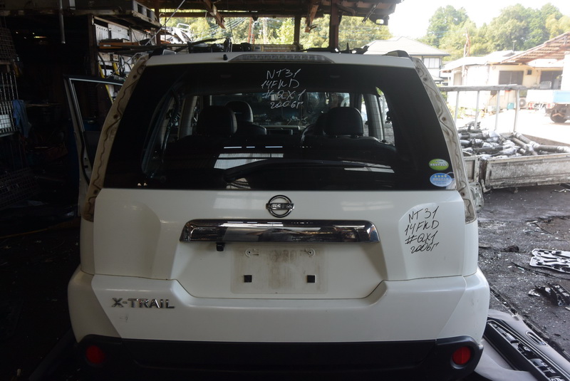 Дверь задняя Nissan X-Trail NT31
