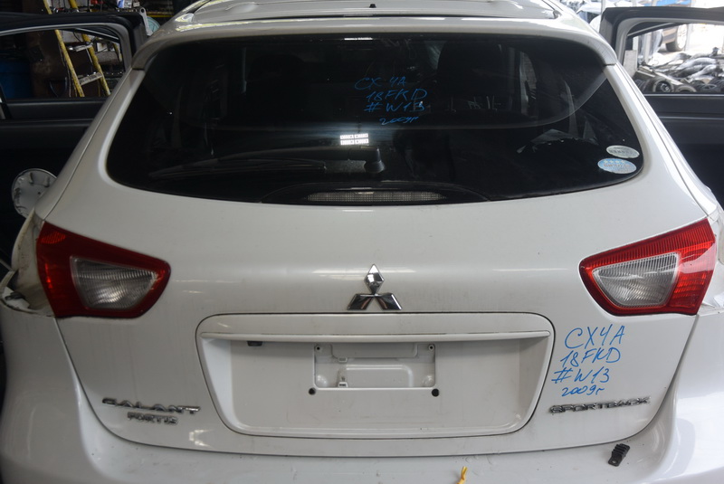 Дверь задняя Mitsubishi Lancer