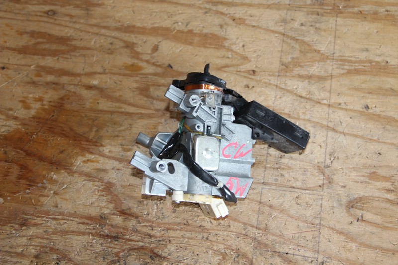 Замок зажигания Mitsubishi Outlander