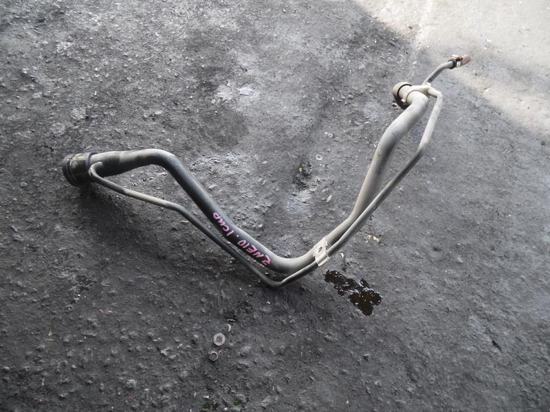 Горловина топливного бака Toyota Wish ZNE10