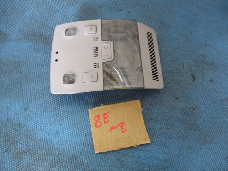 Плафон салона Audi A4 8EC