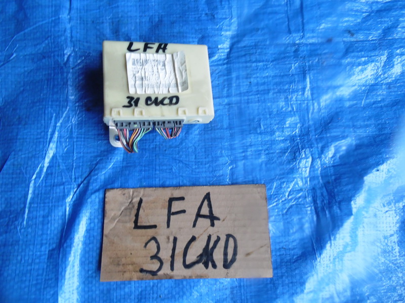 Блок управления подрулевых переключателей Ford Escape LFA