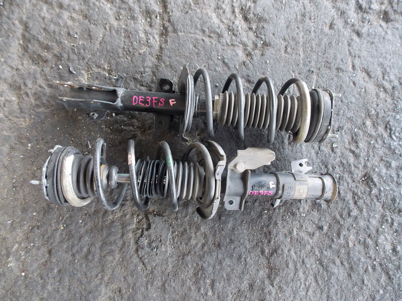 Стойка Mazda Demio