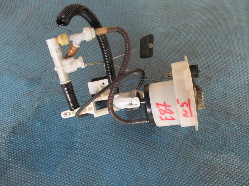 Датчик уровня топлива BMW 1-series E87