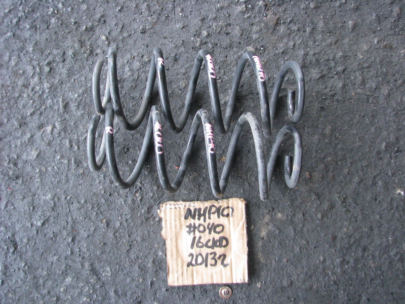 Пружина Toyota Aqua