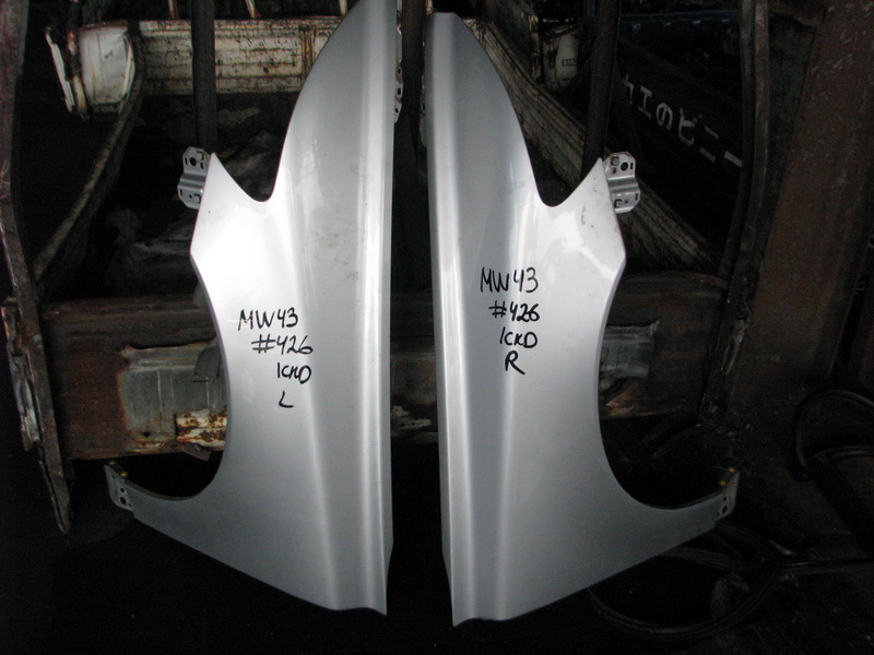 Крыло Volvo V50 MW43