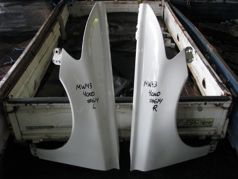 Крыло Volvo V50 MW43