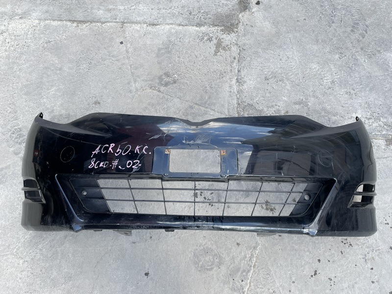 Бампер Toyota Estima