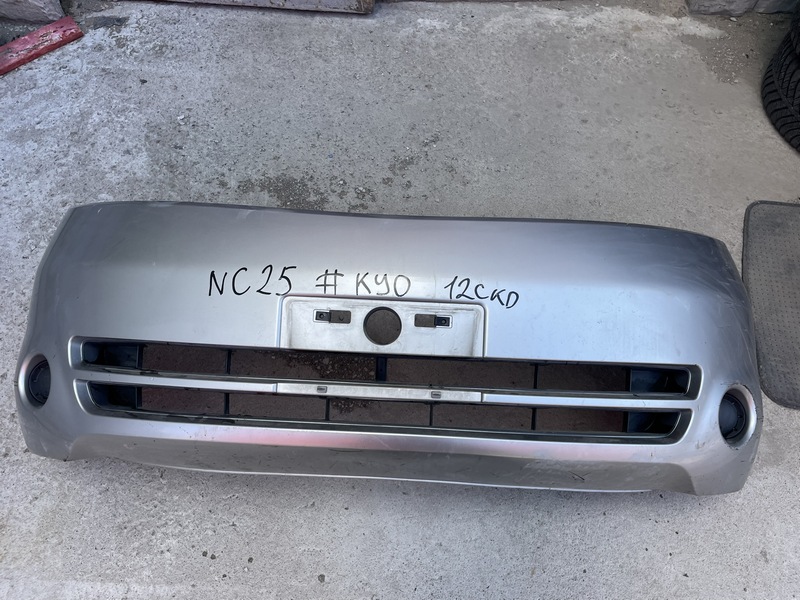 Бампер Nissan Serena