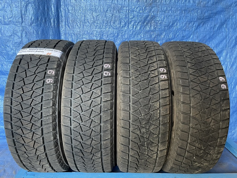 225/65R17 Bridgestone Blizzak DM-V2 2016 4 шт./компл Зимние Легковая