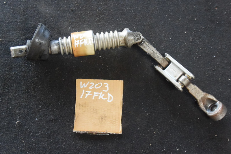 Рулевой карданчик Mercedes-benz C-class W203