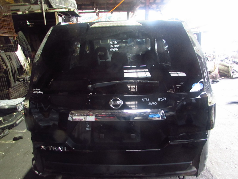 Дверь задняя Nissan X-Trail NT31