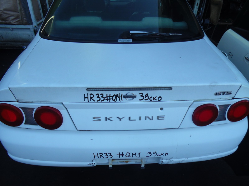 Крышка багажника Nissan Skyline HR33