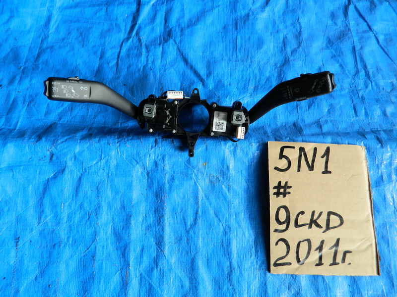 Подрулевой переключатель Volkswagen Tiguan 5N1