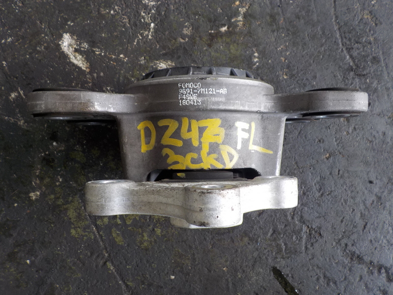 Подушка двигателя Volvo Xc60