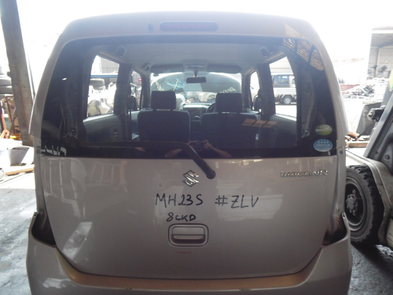 Дверь задняя Suzuki Wagon R MH23S