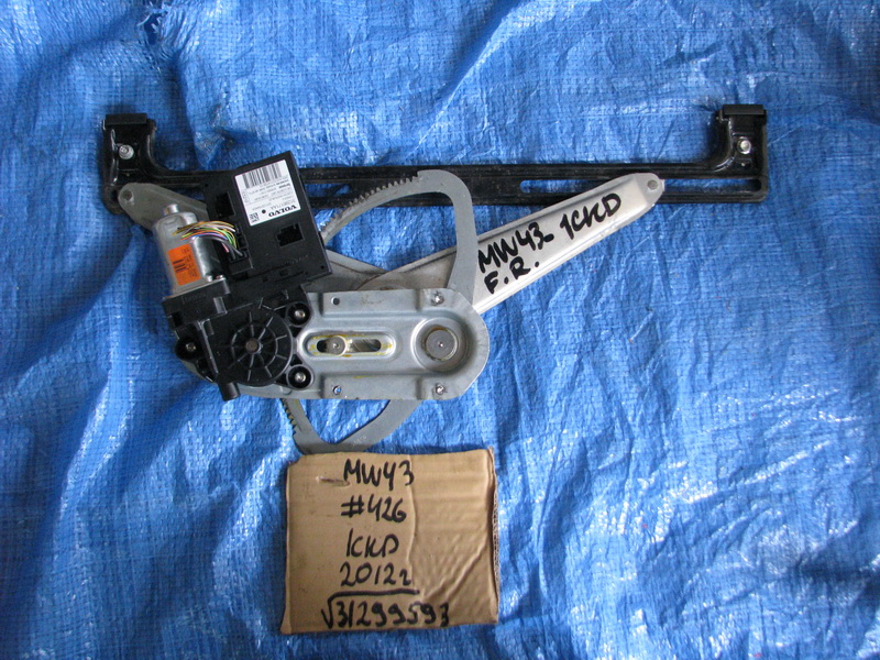 Стеклоподъемник Volvo V50