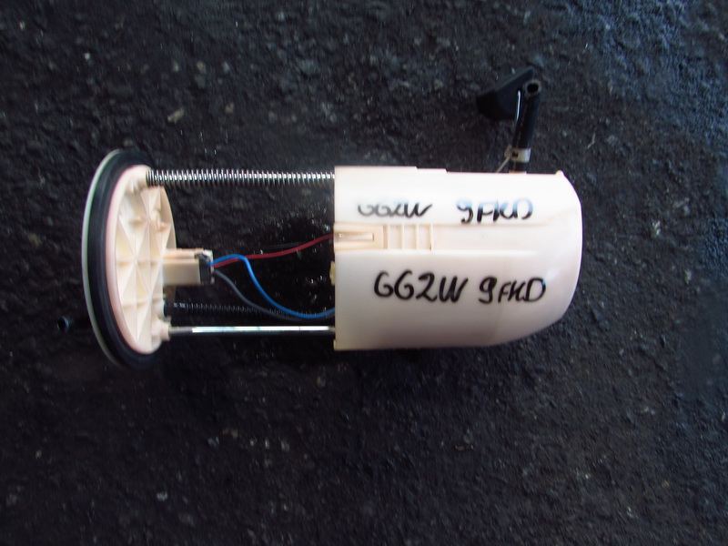 Топливный насос Mitsubishi Outlander GG2W