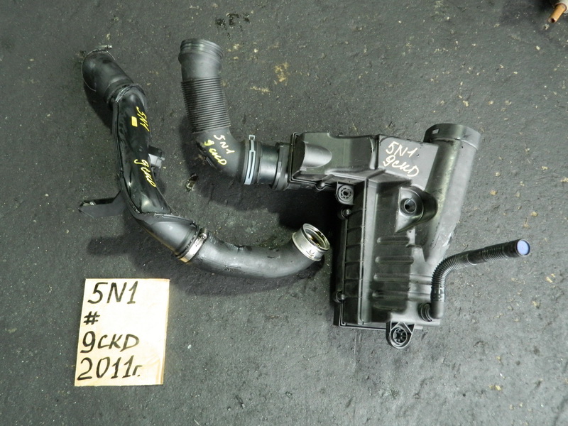 Корпус воздушного фильтра Volkswagen Tiguan 5N1