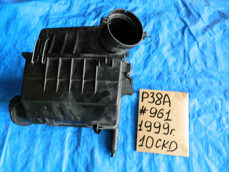 Корпус воздушного фильтра Land Rover Range Rover P38A