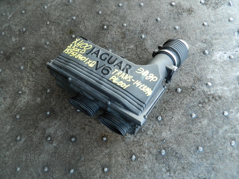 Корпус воздушного фильтра Jaguar X-type